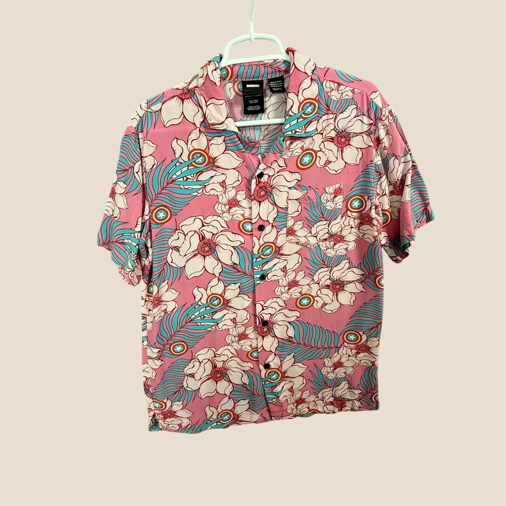 Marvel Captain America Floral Hawaiian Shirt Pink Rayon Button Up Mens Small